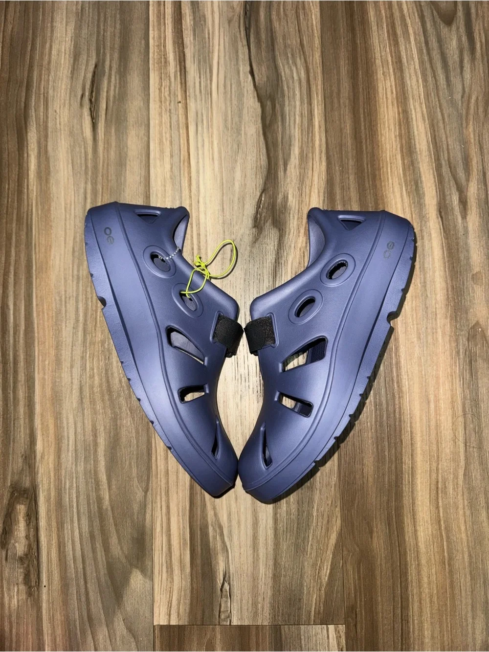OOFOS Oocandoo Recovery Sandal Mens Size 9 Womens Size 11 Water Drop Blue NWT